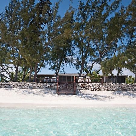 Hollywood Beach Suites Turks And Caicos Whitby Tiện nghi bức ảnh