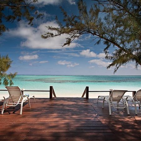 Hollywood Beach Suites Turks And Caicos Whitby Tiện nghi bức ảnh