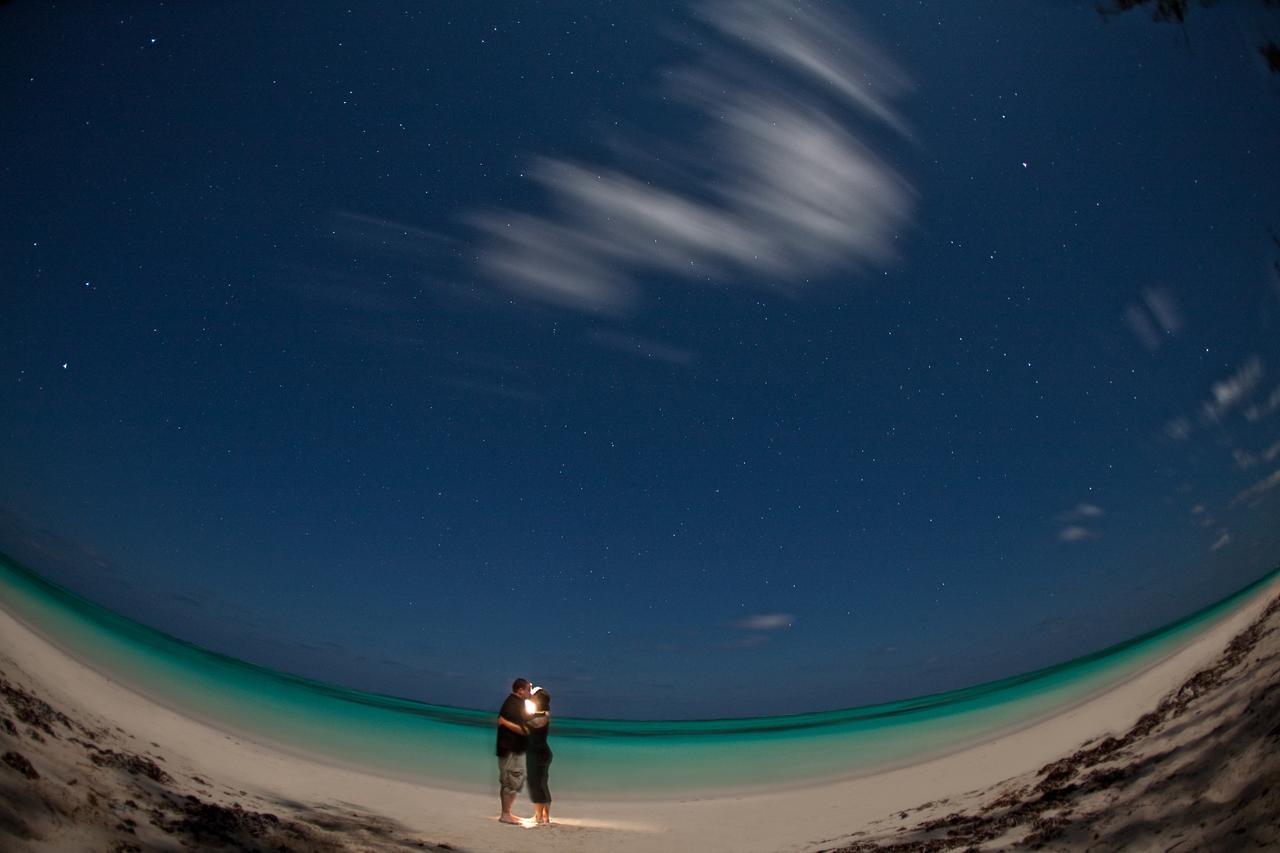 Hollywood Beach Suites Turks And Caicos Whitby Ngoại thất bức ảnh